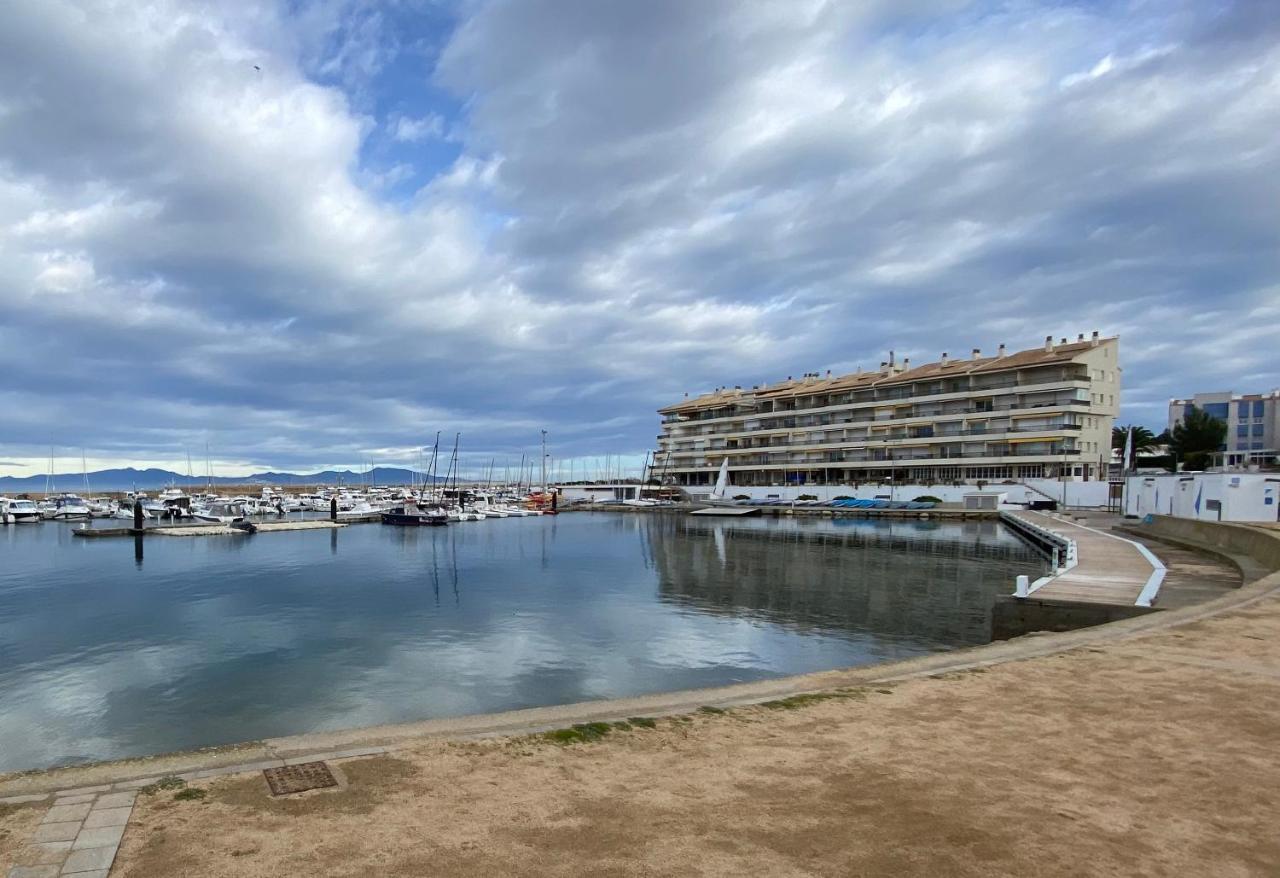Precioso Apartamento En Primera Linea De Mar L' Escala Buitenkant foto